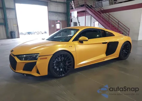 2020 Audi R8 V10 Quattro S Tronic z USA, uszkodzony, nr VIN WUAEEAFX7L7900930